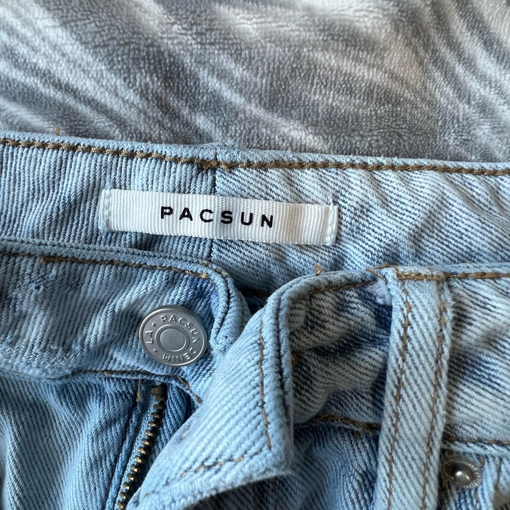 Pacsun light wash shorts